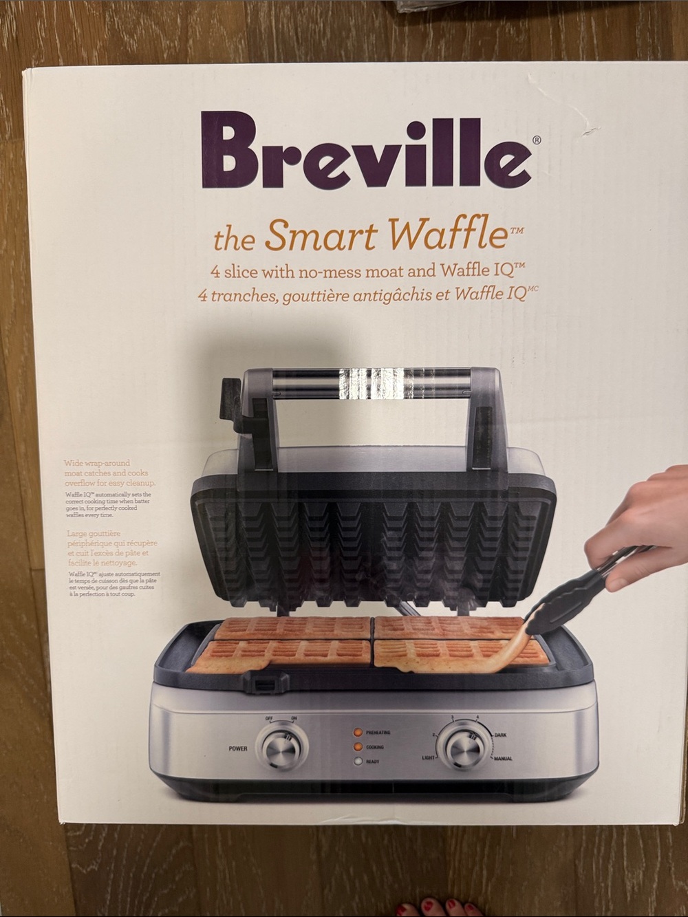 Breville The Smart Waffle 4-Slice Waffle no Mess IQ